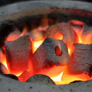 THAN MÙN CƯA ÉP KHÔNG KHÓI