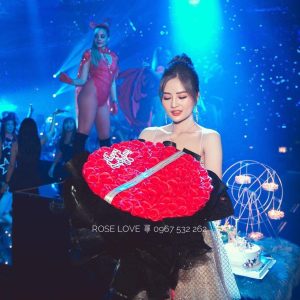 Bó 99 bông đủ màu